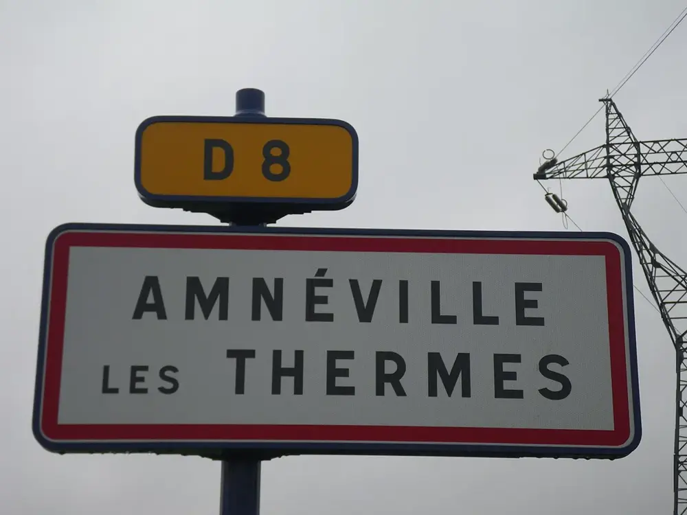 Amnéville - Road sign Amnéville-Les-Thermes