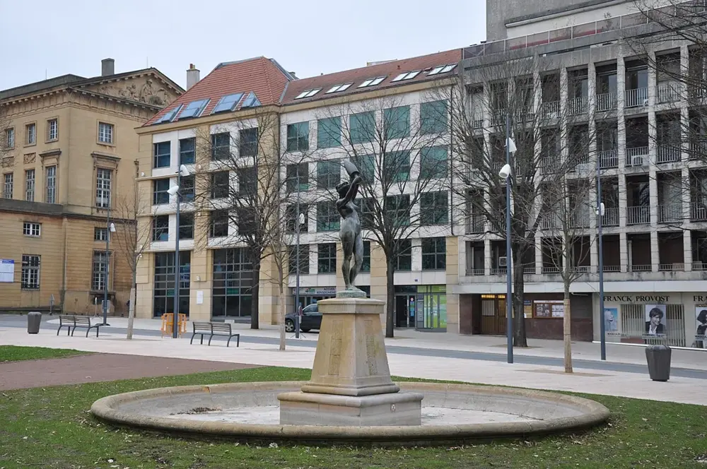 Fontaine, Metz, Lorraine, France - panoramio